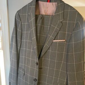 Zara Men’s Suit Jacket (40) & Pants (32)